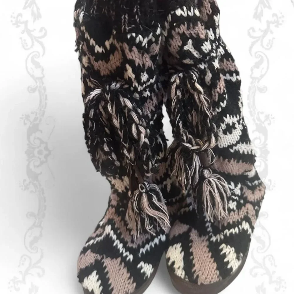 Muk Luks mukluks knitted
